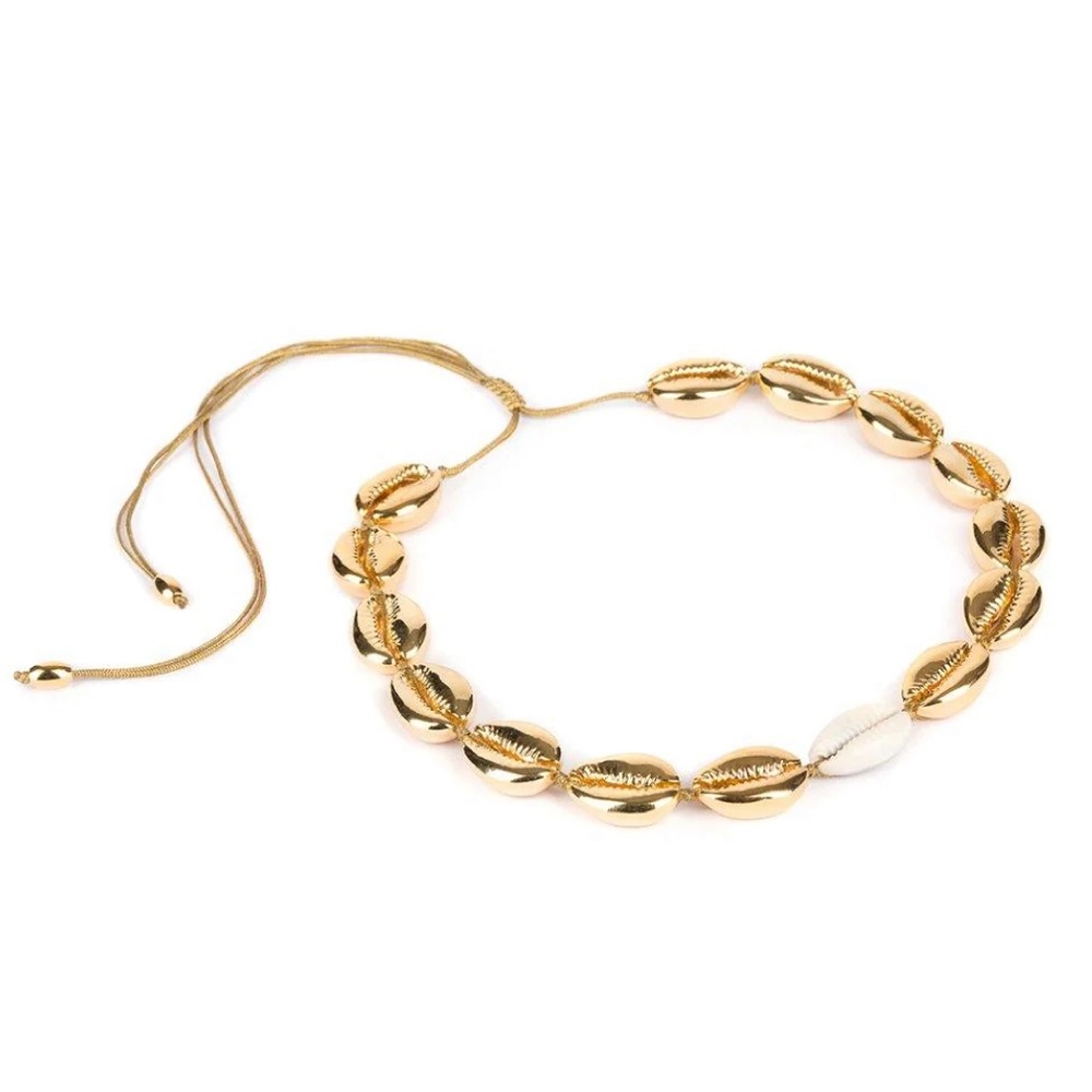 TOHUM DESIGN
'Concha Large Puka Shell' Collar Necklace